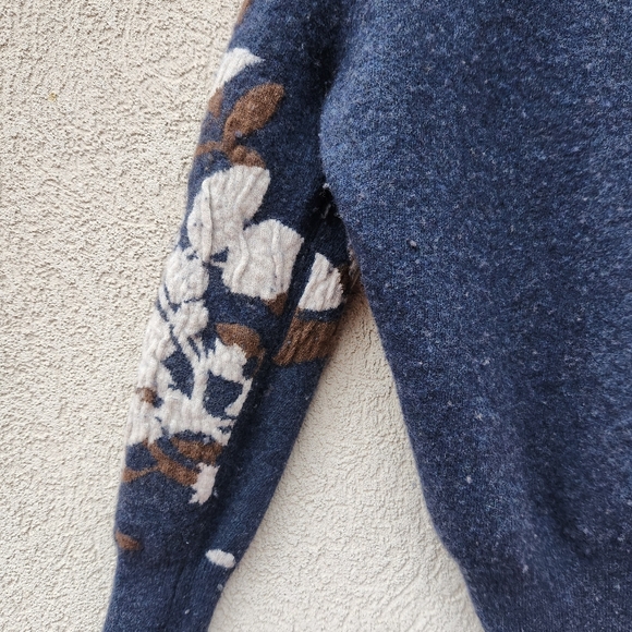 PAUL JOE SISTER Womens Sweater Extra Small Blue Floral Embroidered Knit Wool Vtg - Picture 6 of 9